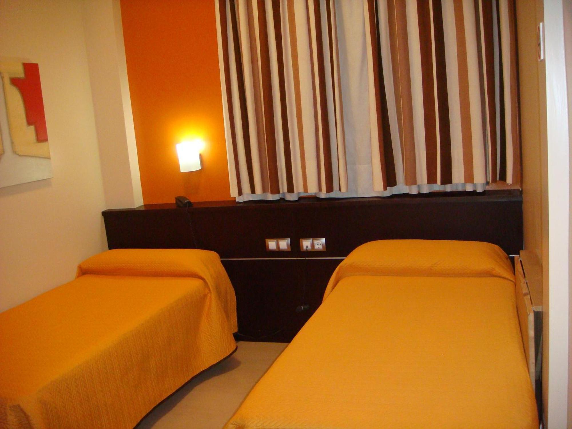Hotel Leon Tierra De Vinos